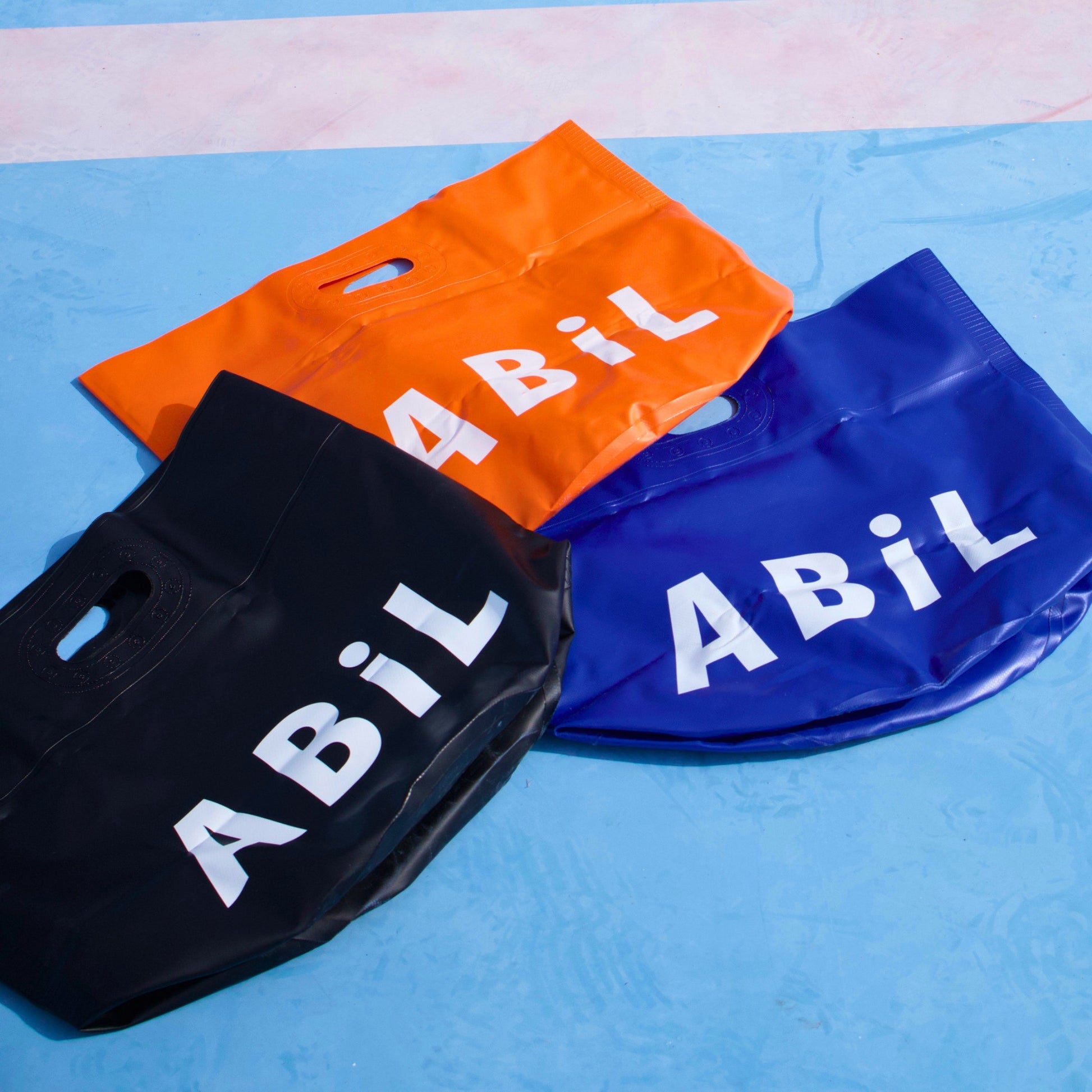 ABiL BOUSUI BAG カラーバリエーション ORANGE BLUE BLACK