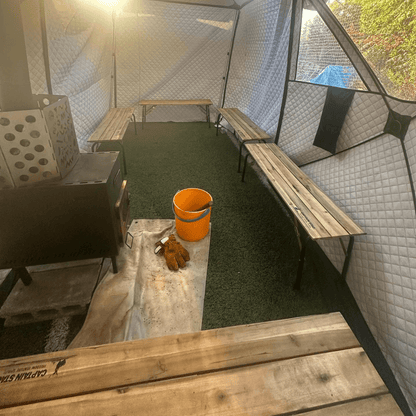 ベンチを複数並べた拡張後のABiL TENT内の広さイメージ